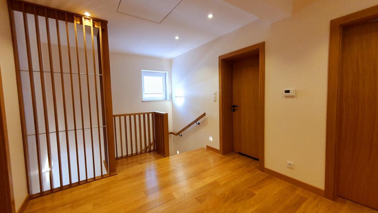West Guest House Klaudyn Kültér fotó